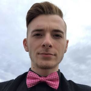 Meet your Posher, Christopher